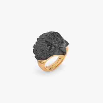 Anillo pequeño con águila pavé