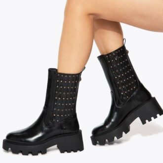 Botines Chelsea con tachuelas
