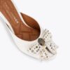 Zapatos de tacón con tachuelas y lazo Belgravia Zapatos de tacón con tachuelas y lazo Belgravia